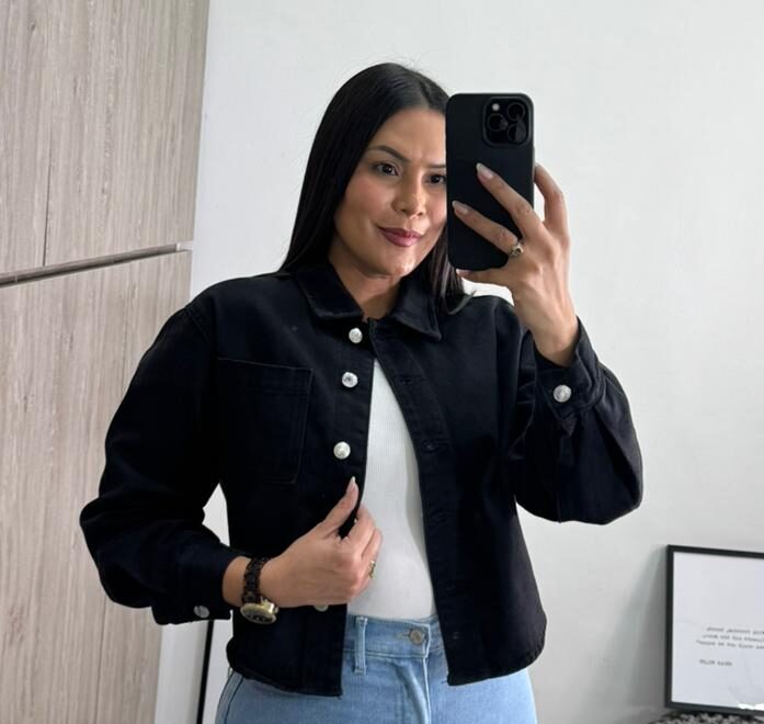 Camisa Negra